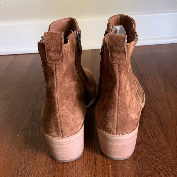 New Paul Green Sante Zip Booties in Toffee Suede - Picture 4 of 11